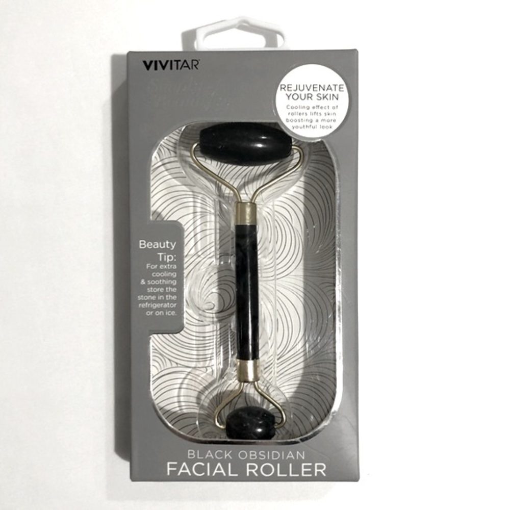 Black Obsidian Face Roller